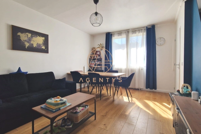 Maison à vendre 7 pièces de 134,41 m² à Champigny-sur-Marne