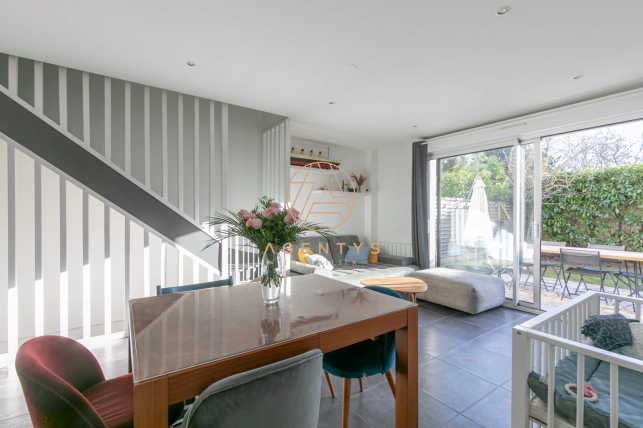 Maison à vendre 5 pièces de 80,19 m² à Saint-Maur-des-Fossés