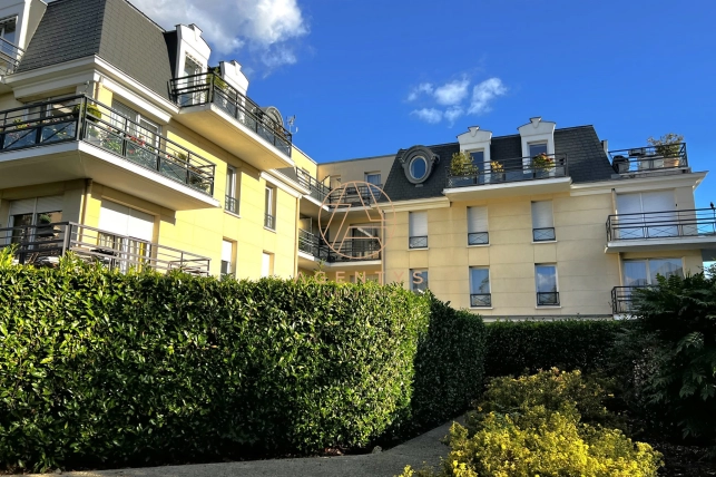 Appartement à vendre 3 pièces de 65,44 m² à Le Plessis-Trévise