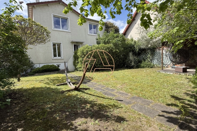 Maison à vendre 5 pièces de 115 m² à Saint-Maur-des-Fossés