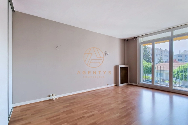 Appartement à vendre 4 pièces de 70,13 m² à Joinville-le-Pont