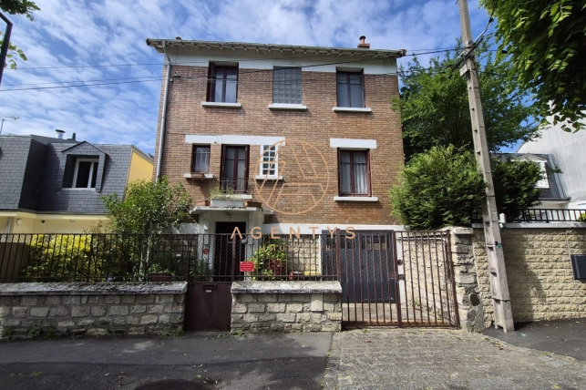 Maison à vendre 5 pièces de 137 m² à Le Perreux-sur-Marne