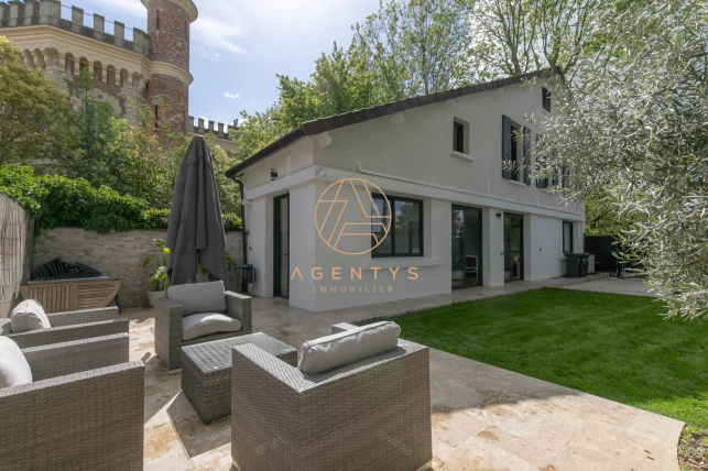 Maison à vendre 5 pièces de 101,4 m² à Saint-Maur-des-Fossés