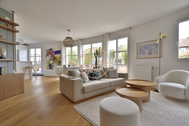 Appartement à vendre 2 pièces de 61 m² à Saint-Maur-des-Fossés