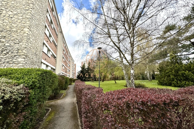 Appartement à vendre 4 pièces de 75,96 m² à Villiers-sur-Marne