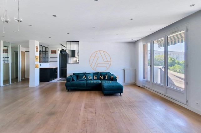 Appartement à vendre 4 pièces de 82 m² à Saint-Maur-des-Fossés