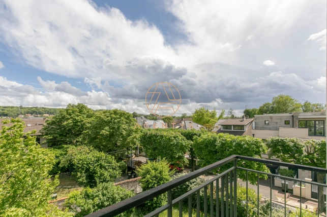 Appartement à vendre 4 pièces de 92 m² à Saint-Maur-des-Fossés
