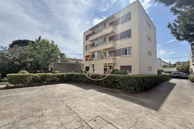 Appartement à vendre 3 pièces de 68,3 m² à Saint-Maur-des-Fossés