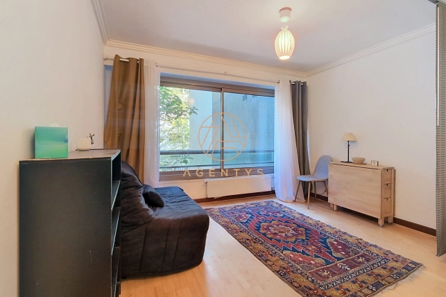 Appartement à vendre 2 pièces de 27,77 m² à Paris
