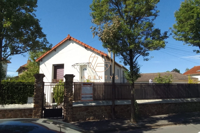 Maison loué 4 pièces de 80 m² à Villiers-sur-Marne