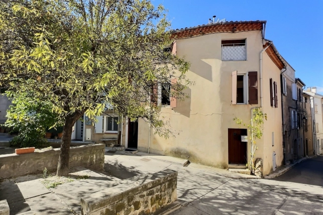 Maison vendu 3 pièces de 76 m² à Peynier