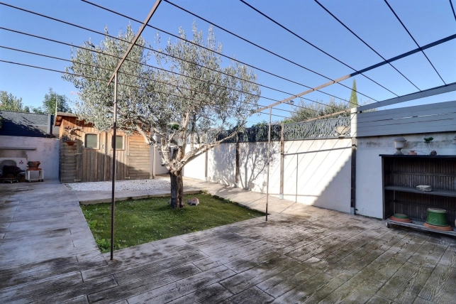 Maison vendu 4 pièces de 87 m² à Pélissanne
