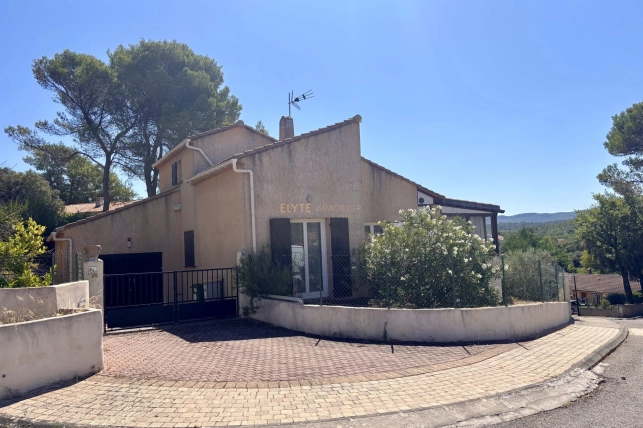Maison vendu 4 pièces de 134 m² à Jouques