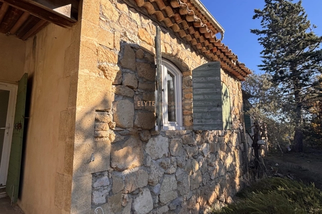 Maison vendu 4 pièces de 135,7 m² à Jouques