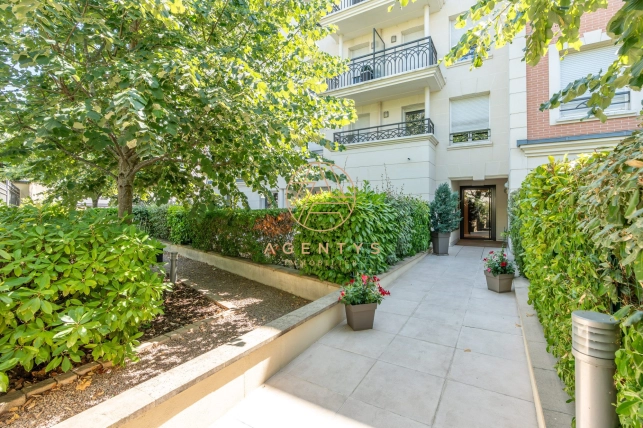 Appartement à vendre 5 pièces de 135 m² à Le Perreux-sur-Marne