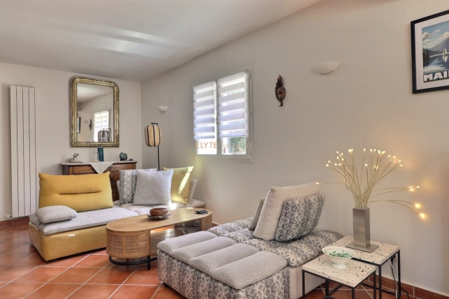 Maison à vendre 4 pièces de 207,17 m² à Camps-la-Source