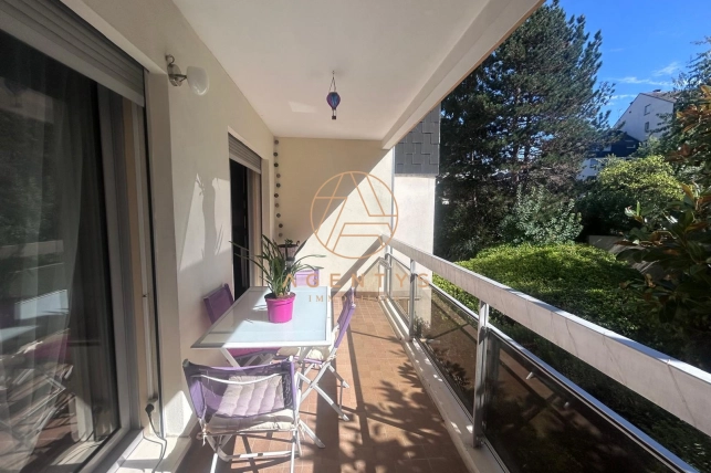Appartement à vendre 4 pièces de 90,1 m² à Nogent-sur-Marne