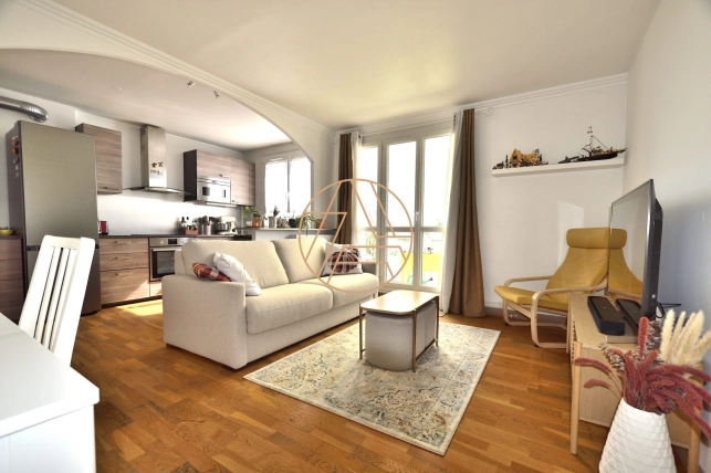Appartement à vendre 4 pièces de 83 m² à Saint-Maur-des-Fossés