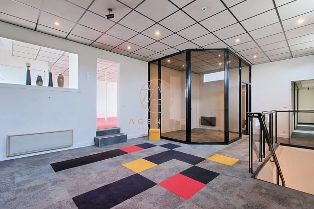 Local commercial à vendre de 121 m² à Saint-Maur-des-Fossés