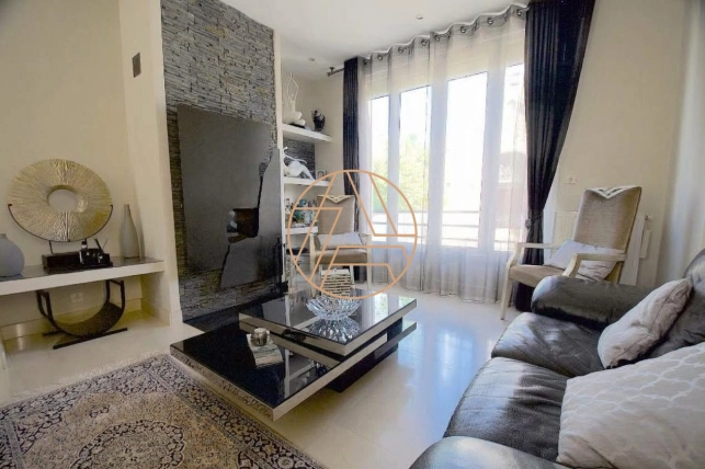 Maison à vendre 7 pièces de 182 m² à Champigny-sur-Marne