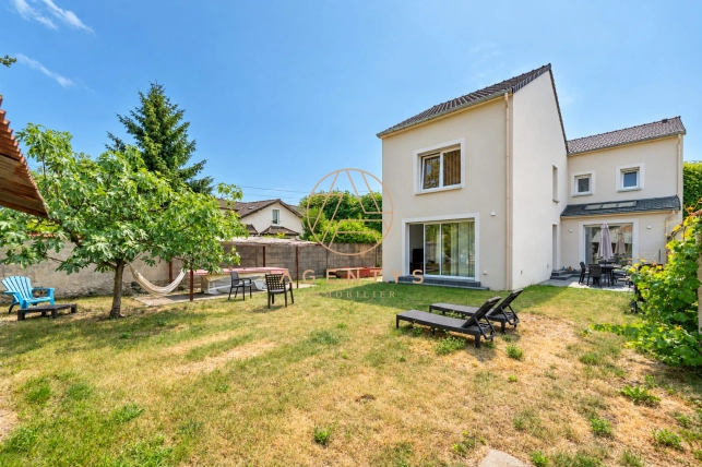 Maison 7 pièces 165 m² · à Saint-Maur-des-Fossés · 165 m² · 849 000 €