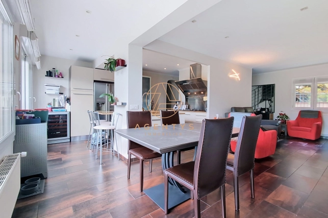 Maison 6 pièces 87 m² · à Saint-Maur-des-Fossés · 87,2 m² · 749 000 €
