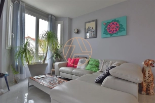 Maison à vendre 4 pièces de 105 m² à Saint-Maur-des-Fossés