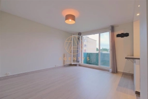 Appartement à vendre 2 pièces de 42,32 m² à Saint-Maur-des-Fossés