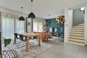 Maison à vendre 7 pièces de 133 m² à Chennevières-sur-Marne