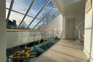Maison à vendre 10 pièces de 244 m²