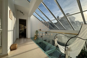 Maison à vendre 10 pièces de 244 m²
