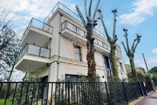 Appartement à vendre 3 pièces de 81 m² à Saint-Maur-des-Fossés