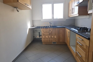 Appartement à vendre 4 pièces de 87,18 m² à Le Plessis-Trévise