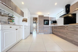 Appartement à vendre 4 pièces de 76,87 m² à Saint-Maur-des-Fossés