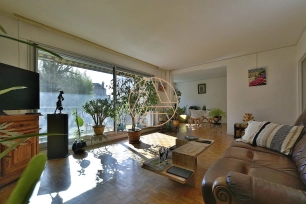 Appartement à vendre 6 pièces de 108 m² à Saint-Maur-des-Fossés