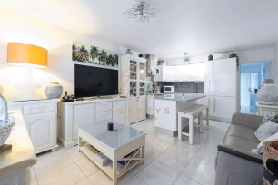 Appartement à vendre 3 pièces de 50 m² à Le Plessis-Trévise