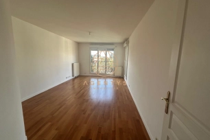 Appartement à louer 3 pièces de 64 m²