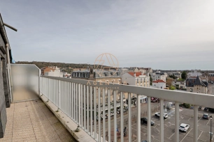 Appartement à vendre 5 pièces de 99 m² à Saint-Maur-des-Fossés