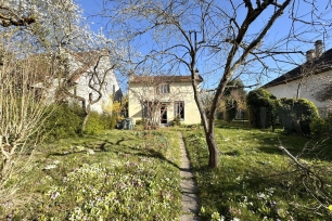 Maison à vendre 5 pièces de 100 m² à Villiers-sur-Marne