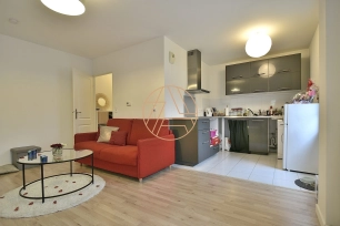 Appartement à vendre 2 pièces de 46 m² à Saint-Maur-des-Fossés
