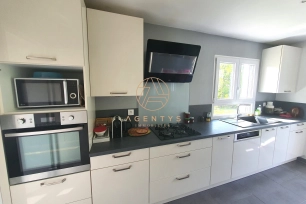 Maison à vendre 8 pièces de 178 m² à Champigny-sur-Marne