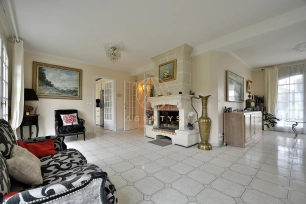 Maison à vendre 8 pièces de 200 m²