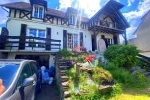 Maison à vendre 7 pièces de 160 m² à Villiers-sur-Marne