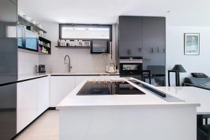 Appartement à vendre 2 pièces de 53,16 m² à Saint-Maur-des-Fossés