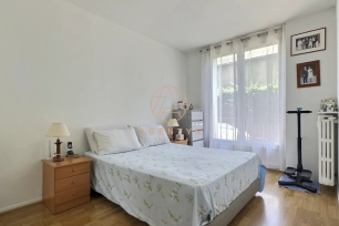 Appartement à vendre 2 pièces de 43 m² à Saint-Maur-des-Fossés