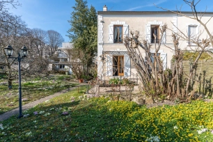 Maison à vendre 6 pièces de 165 m² à Nogent-sur-Marne