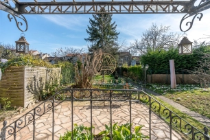 Maison à vendre 6 pièces de 165 m² à Nogent-sur-Marne