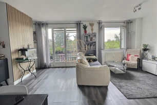 Appartement à vendre 3 pièces de 63 m² à Saint-Maur-des-Fossés