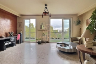 Appartement à vendre 3 pièces de 53,38 m² à Saint-Maur-des-Fossés