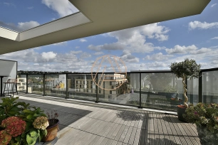 Appartement à vendre 5 pièces de 134 m² à Saint-Maur-des-Fossés